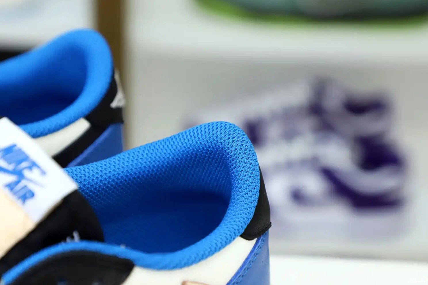 SCOTT 1 FRAGMENT DESIGN JORDAN X Kimikick AIR LOW X TRAVIS 0801
